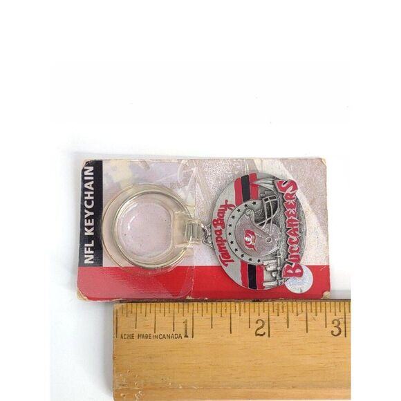 Tampa Bay Buccaneers NFL Metal Key Chain Officially Licensed 1997 Stamped Back - Picture 8 of 13